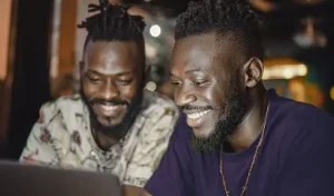 5 Ways Students Can Earn a Side Hustle Income